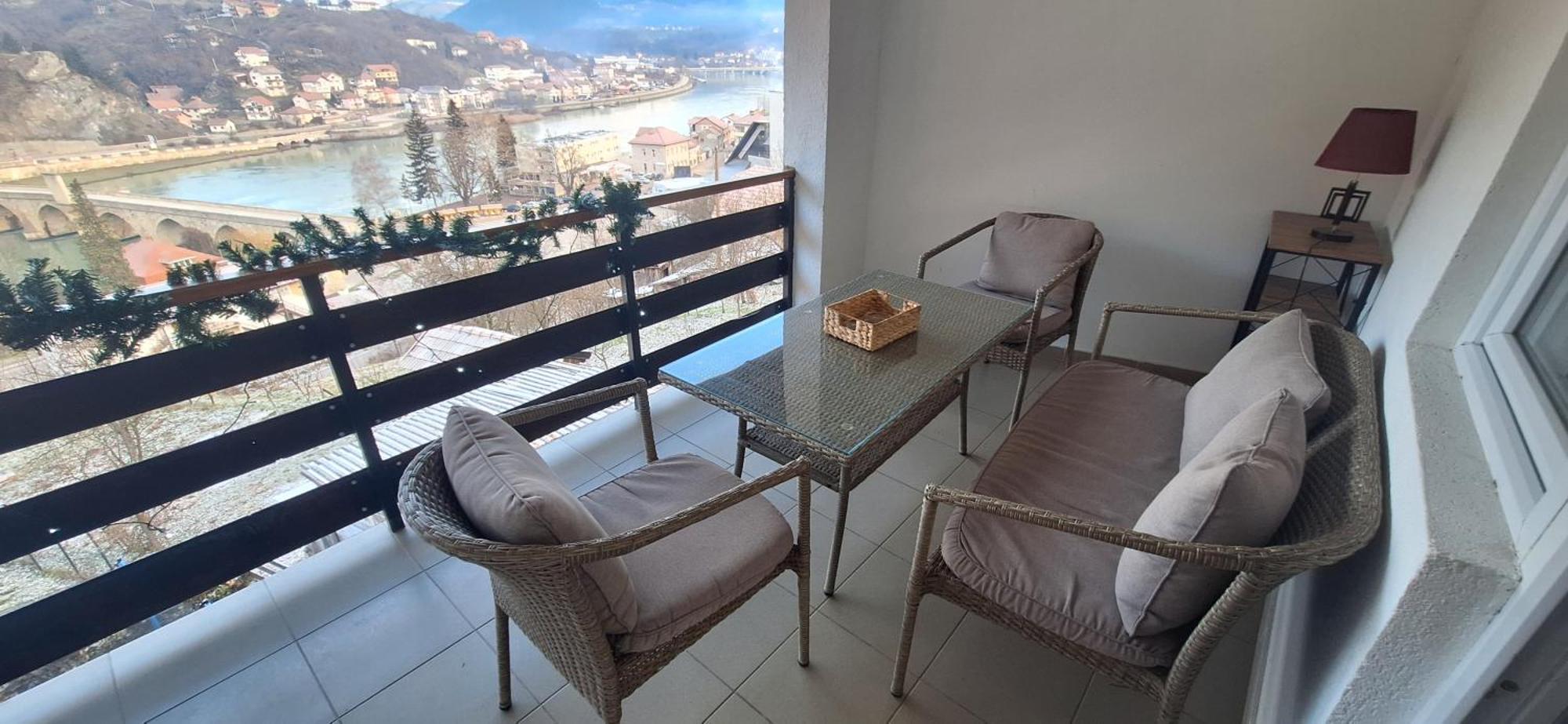 Apartman Dan & Noc Вишеград Экстерьер фото