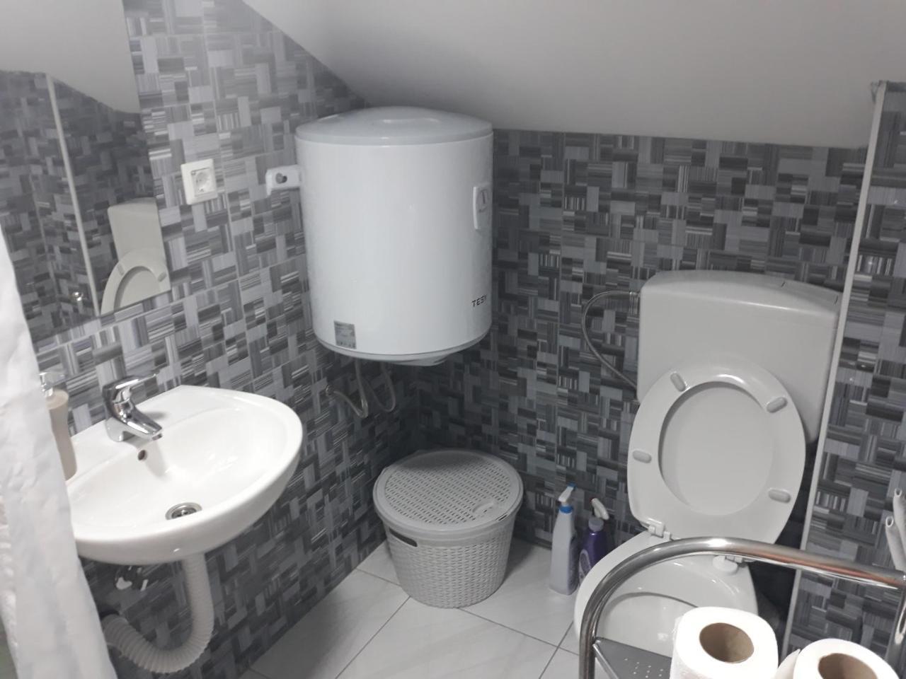 Apartman Dan & Noc Вишеград Экстерьер фото